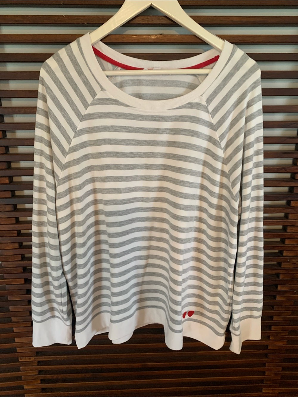🎉NEW LISTING!🎉Jane + Delancey Striped Long Sleeve Pullover - White & Light Gray